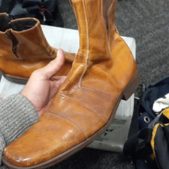 Kenneth Cole REACTION sz 14 zip up boots - Picture 17 of 17